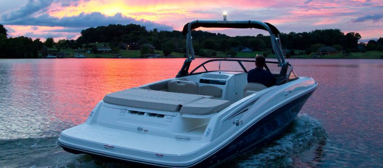 Bayliner Boot kaufen. Bayliner VR6 Bowrider